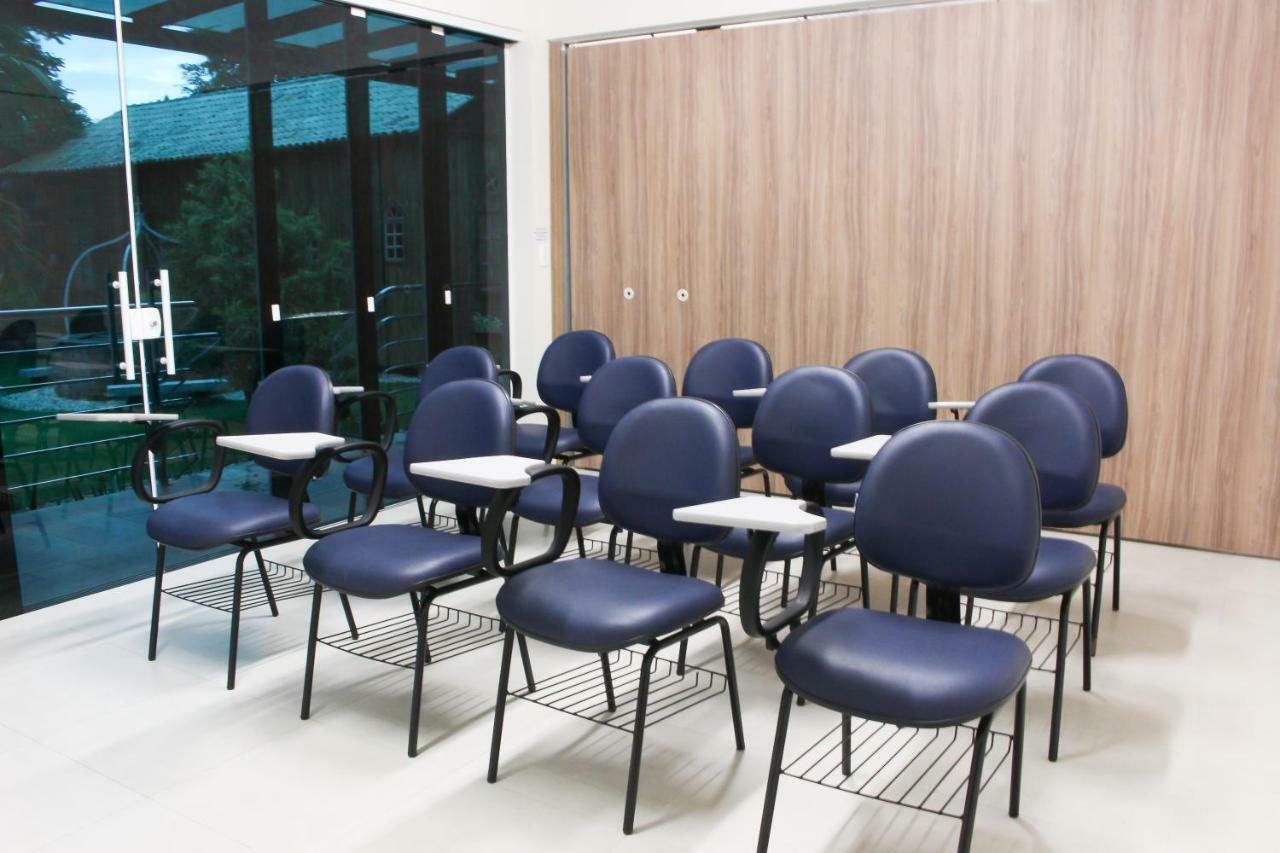 Ceic Pousada E Eventos Нова Тренто Екстериор снимка